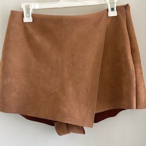 Faux suede brown skort